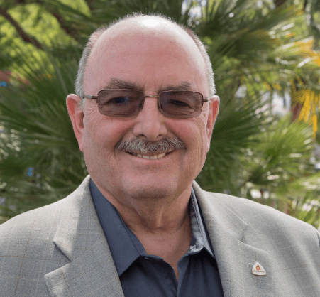 Pettis First Openly Gay Mayor of Cathedral City