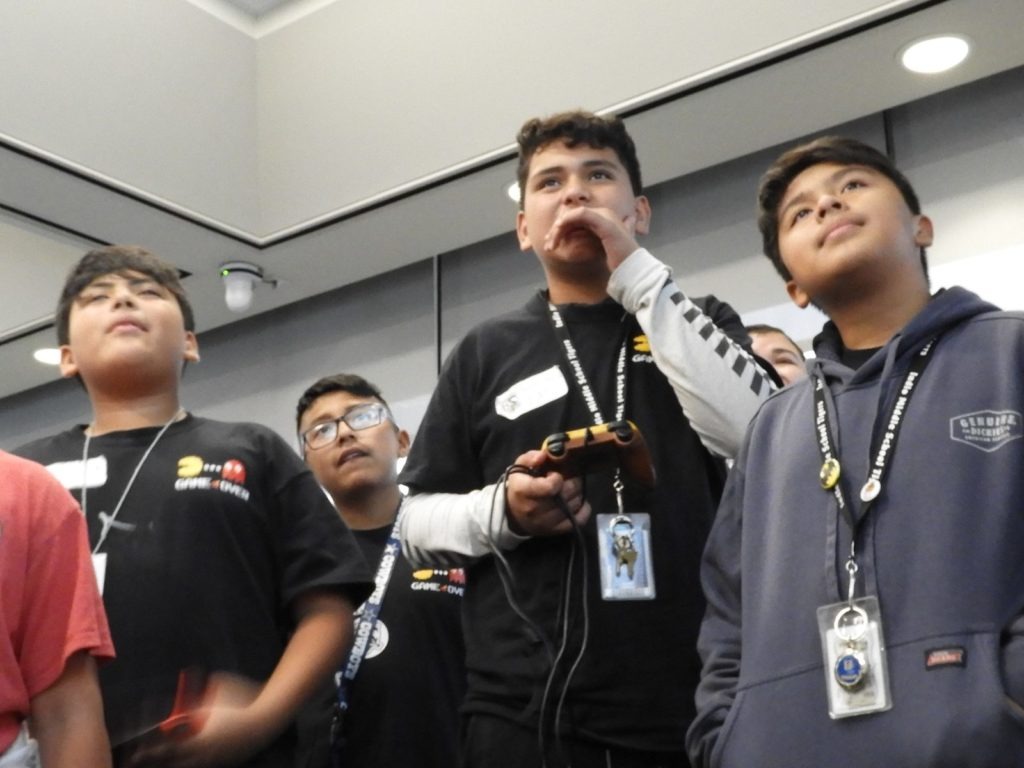 DSUSD Supports, Fields Esports Teams