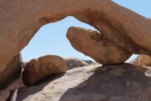 Joshua Tree trail crosses desert to granite arch