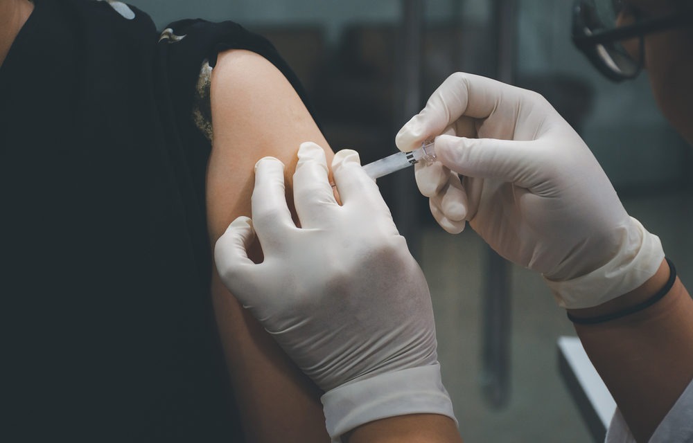 CDPH Urges Latinos to Continue Getting Vaccinated