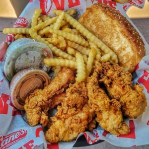 Raising Cane's Coming Soon to Palm Springs