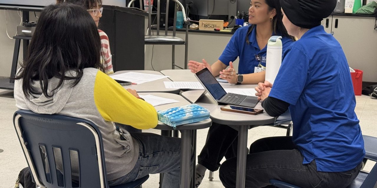 CSUSB Nursing Students Mentor High Schoolers