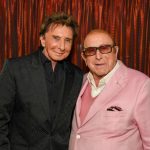 Barry Manilow to Moderate Q&A at Plaza Theatre
