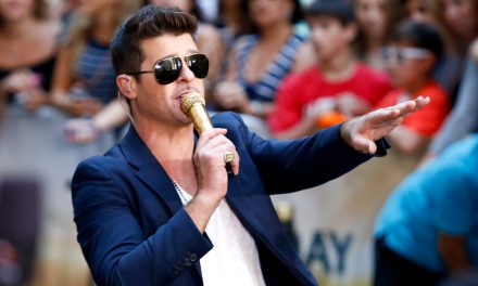 No Blurred Lines as Robin Thicke Wins Approval