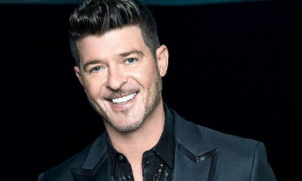Robin Thicke to Head International Balloon Fest