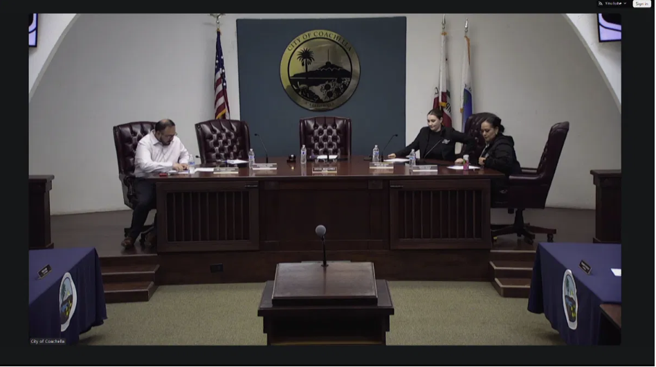 Mayor Hernandez Enters Closed Session by Back Door