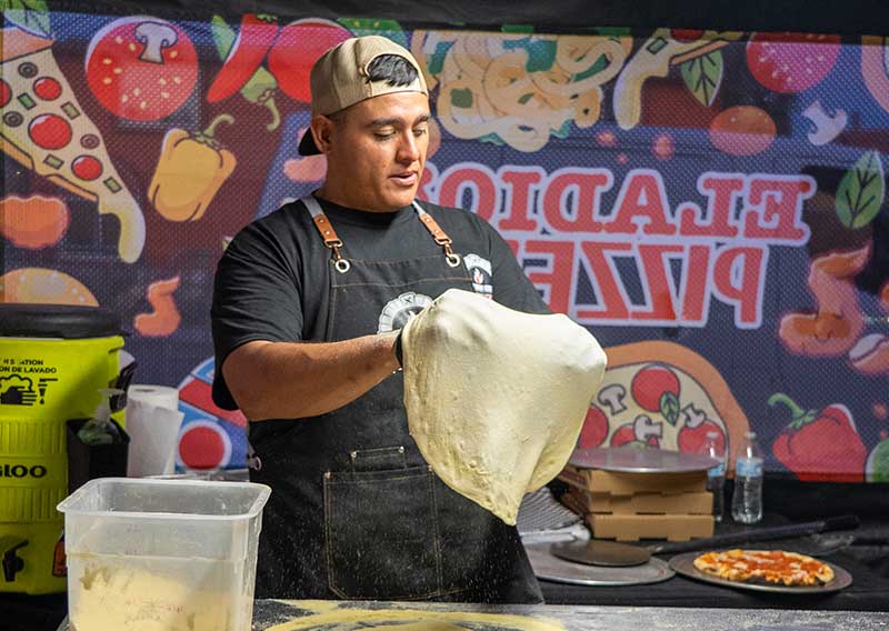 Feast Your Eyes on Sights of Mariachi Festival