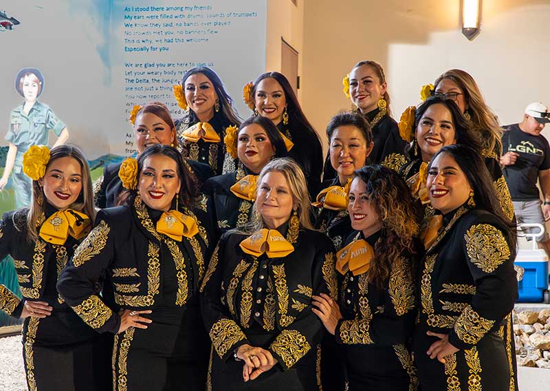 Feast Your Eyes on Sights of Mariachi Festival