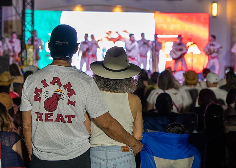 Feast Your Eyes on Sights of Mariachi Festival