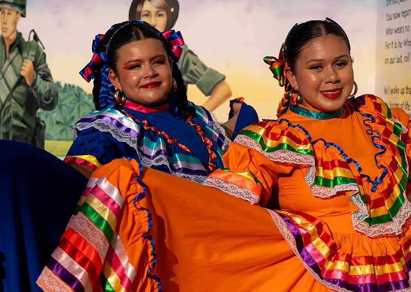 Feast Your Eyes on Sights of Mariachi Festival
